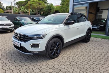 Volkswagen T-Roc 1.5 BENZ. 150CV DSG
