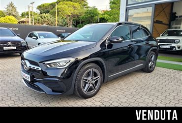 Mercedes-Benz GLA 200 D PREMIUM AMG