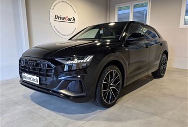 Audi Q8 50 TDI QUATTRO S LINE AIR SUSPENSION MATRIX C 22"